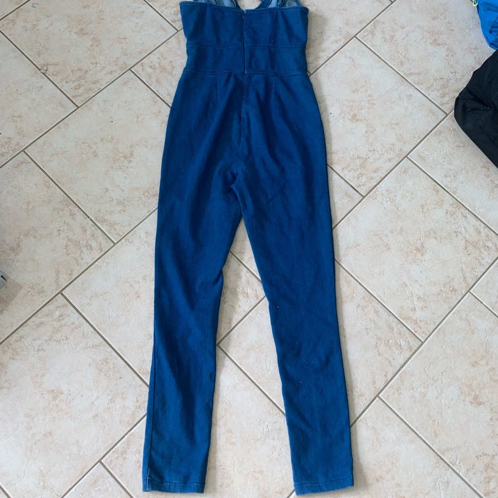 Jean jumpsuit from A. Calén By Flying Tomato, size Medium - Picture 2 of 2